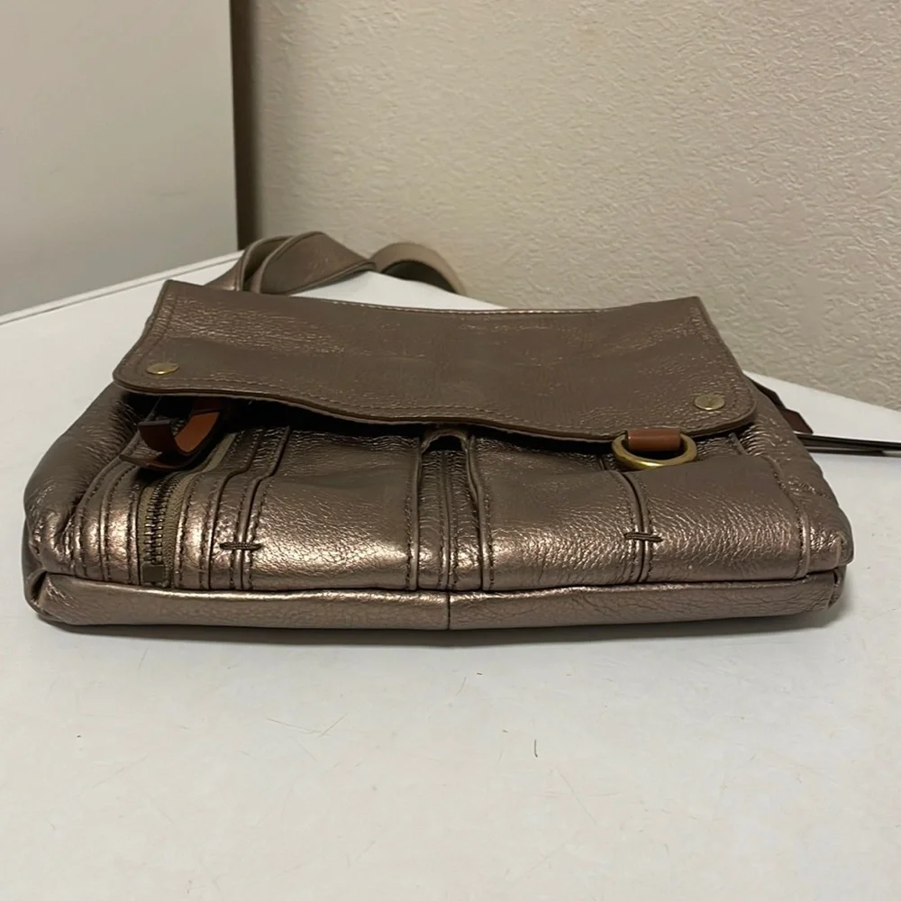 Fossil Morgan Metallic Leather‎ Traveler Handbag